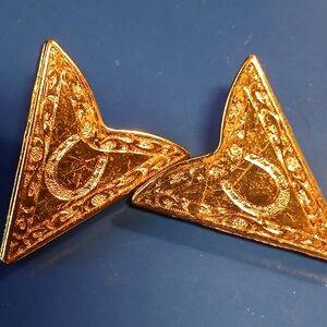 Western Collar Clips Gold Tone Horse Shoe Design 1 1/2" Long